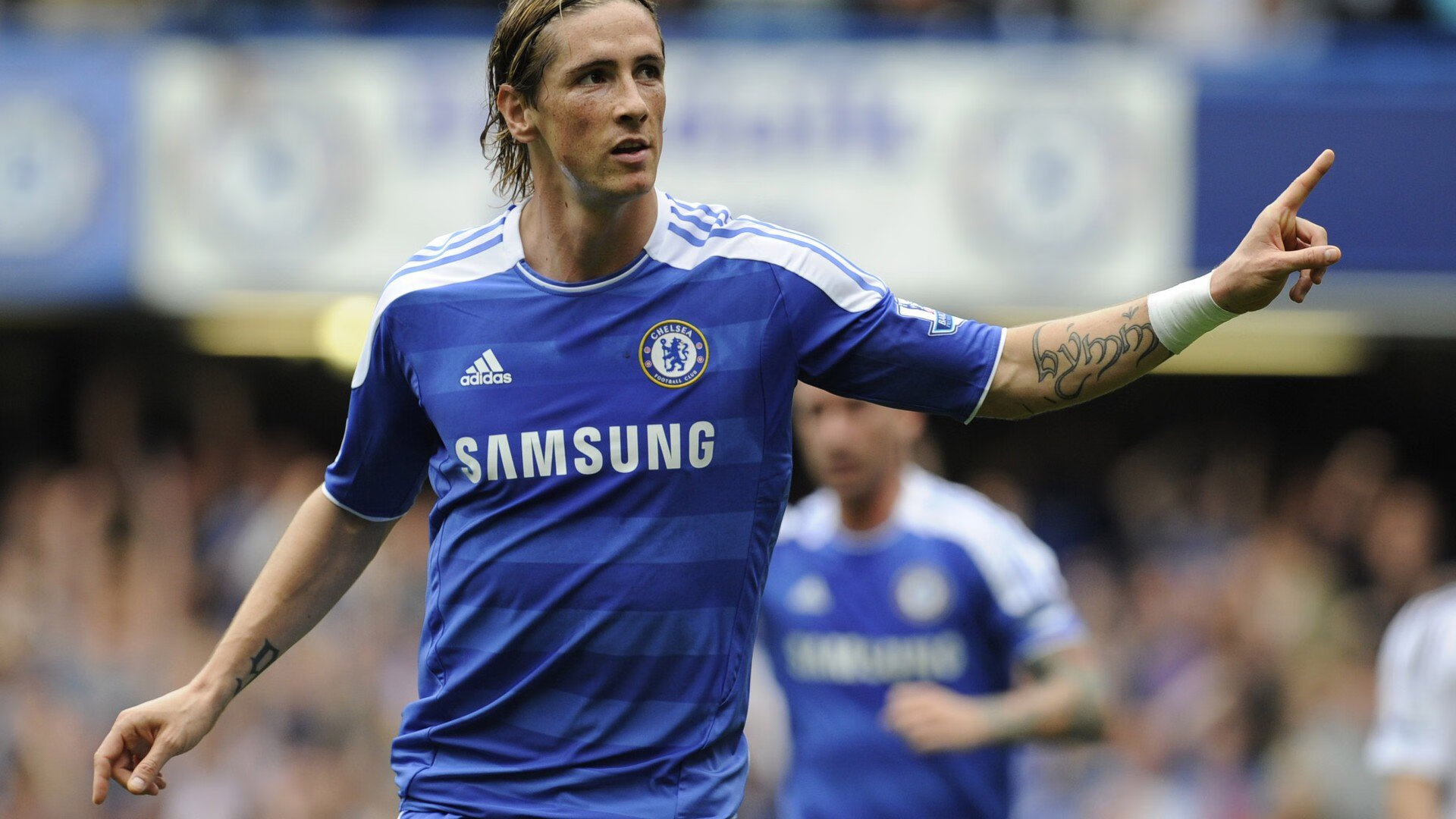 九游电竞资讯-莫伊：全黑队的强力前锋，用出色的防守和scrum带来巨大优势，莫伊塞斯队长